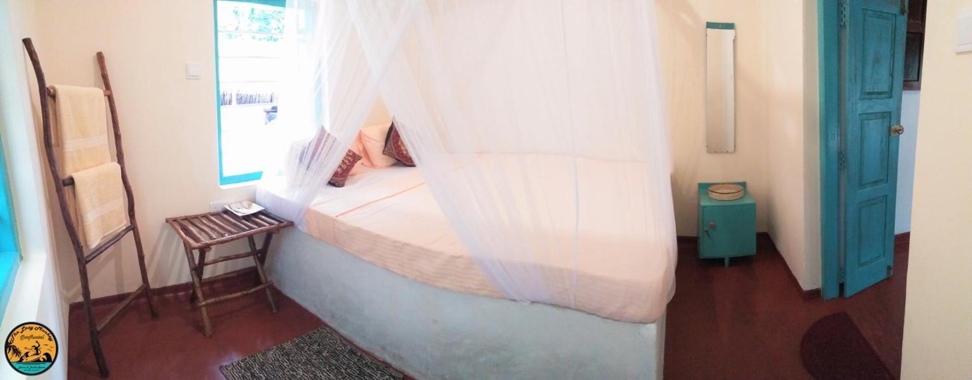 Lazy Monkey Surfhostel - Sri Lanka Dikwella Bagian luar foto